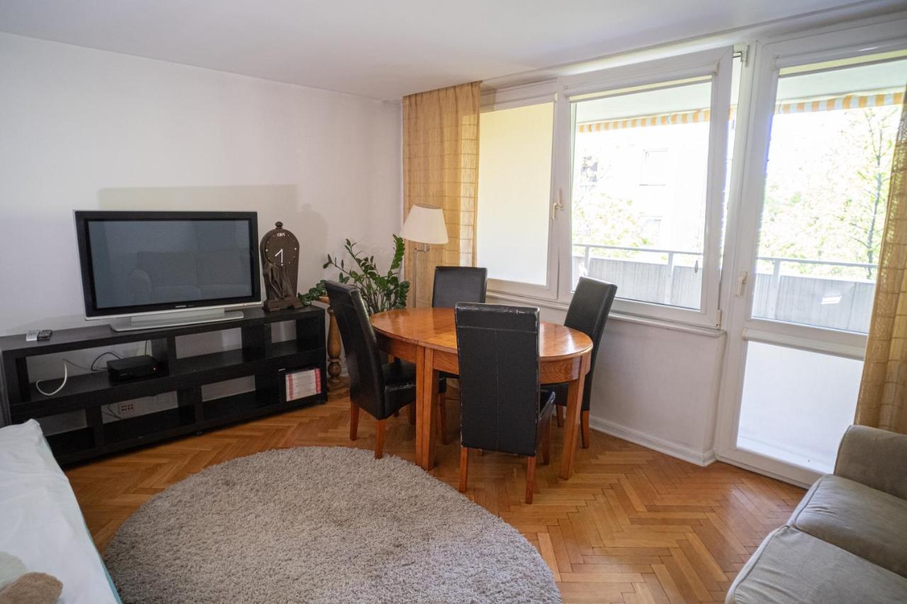 Central Charm Nowiniarska Warschau Exterior foto