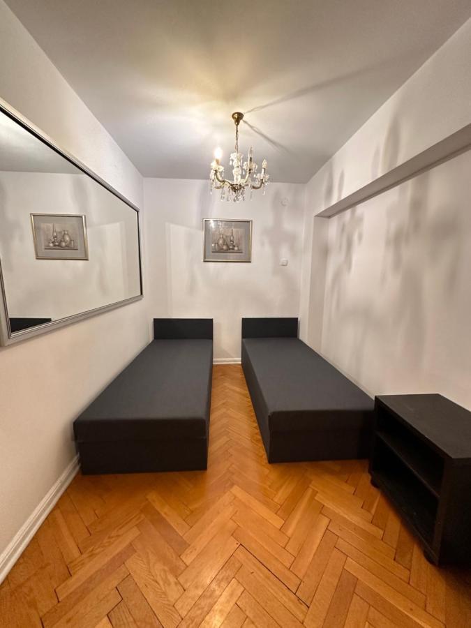 Central Charm Nowiniarska Warschau Exterior foto